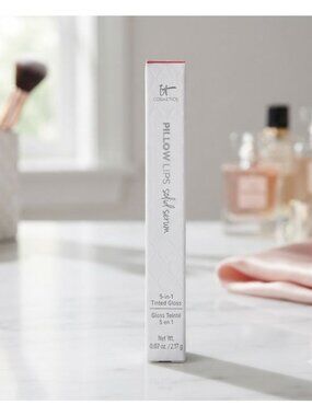 New - IT Cosmetics Pillow Lips Solid Serum, 5-in-1 Tinted Lip Gloss